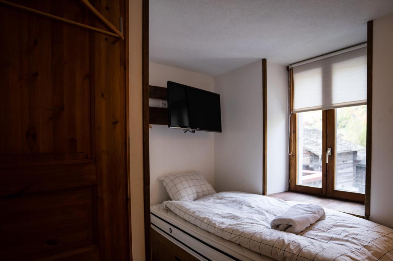 La Baraka Hostel Bagnes Luaran gambar