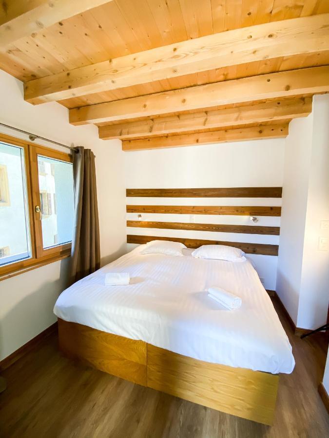 La Baraka Hostel Bagnes Luaran gambar